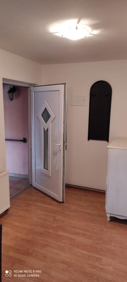 Apartman Mwa Σλαβόνσκι Μπροντ Εξωτερικό φωτογραφία